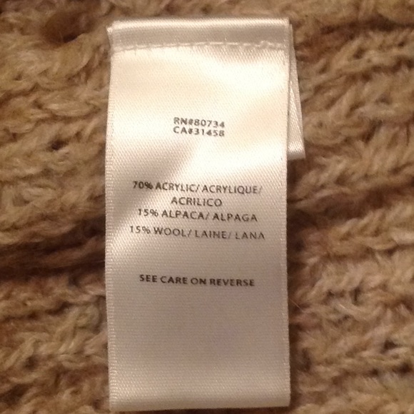 BCBGMAXxAZRIA long sweater , size M - Picture 5 of 5